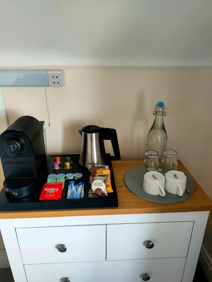 Lios Einne House Accommodation Инишир Экстерьер фото